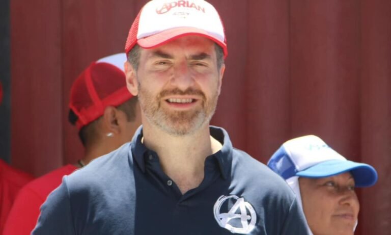 Adrián de la Garza se compromete con la CMIC por Monterrey