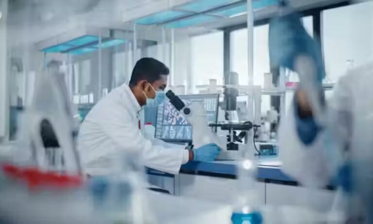 California impulsa la prevención de pandemias con iniciativa de medicina de precisión