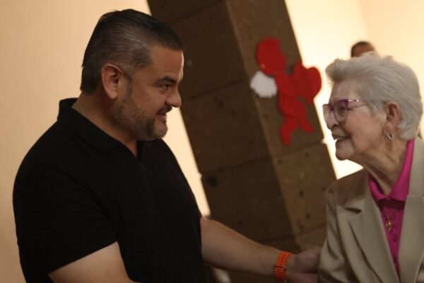 Convivencia y apoyo a adultos mayores en Atongo con Carlos Rodríguez