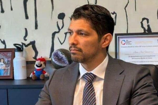 Sección 50 promueve la lectura en el Día Mundial del Libro