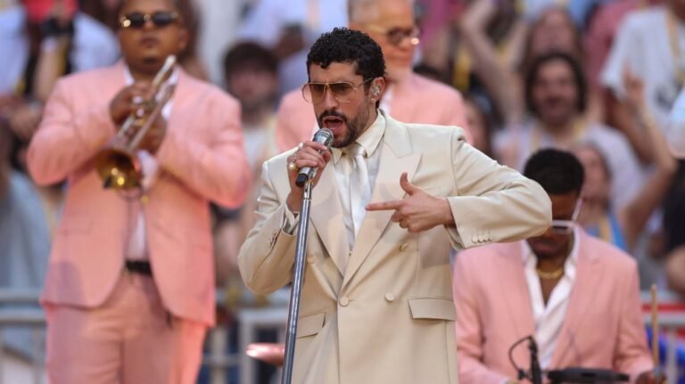 Bad Bunny sorprende a jueza estadounidense con boletos de concierto