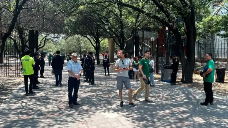 Cierre del acceso al Fan Festival en Nuevo León por partido México-Inglaterra
